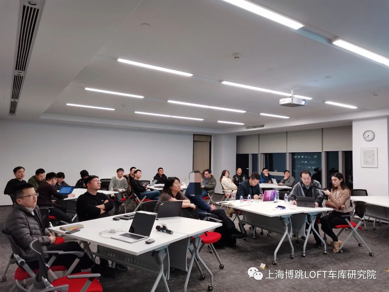 吐鲁番杭州LOFT车库专题会